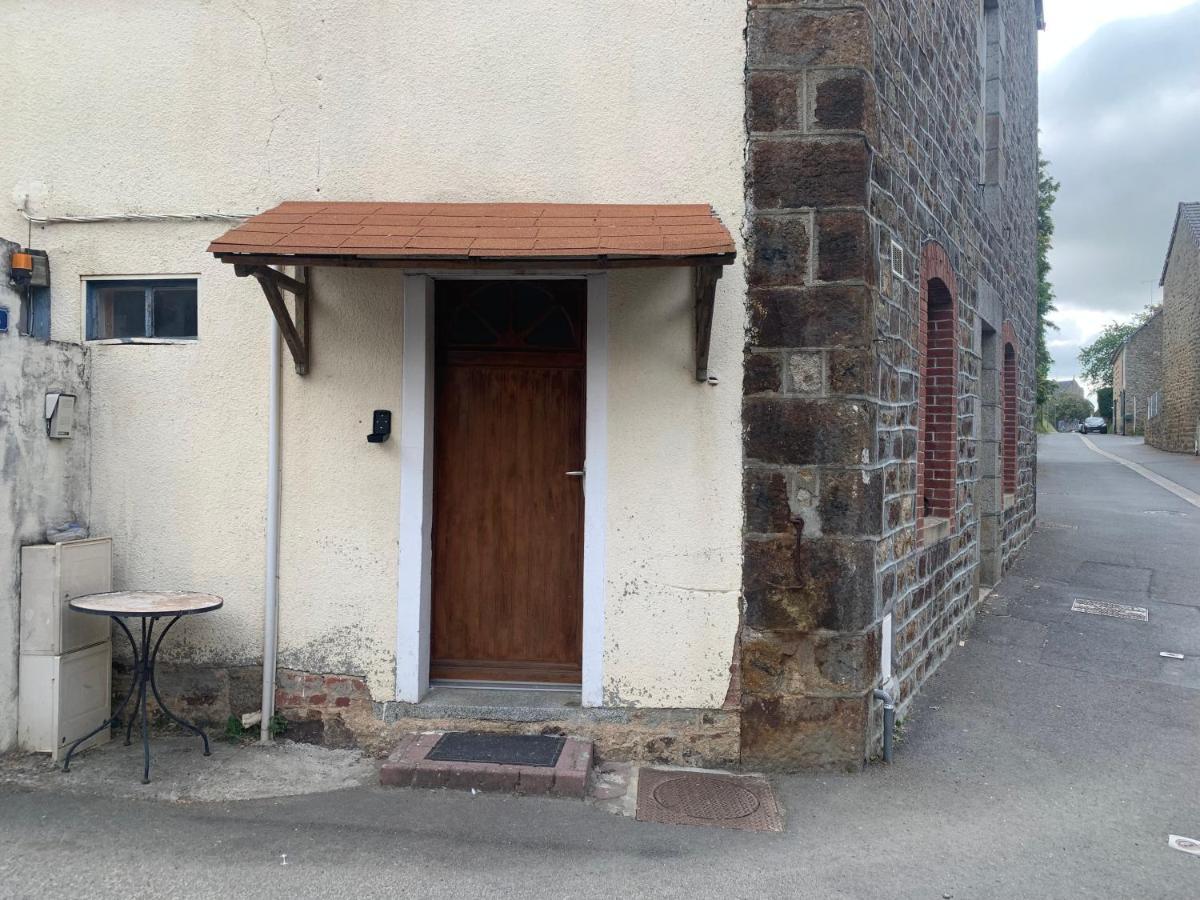 Ducey-Les Chéris étape Mont Saint Michel St Malo 50220 Extérieur photo